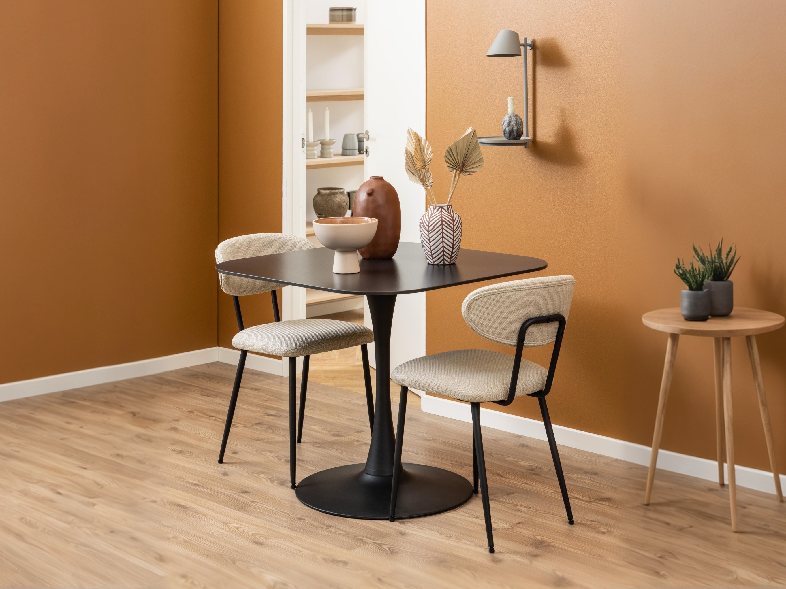 Chair Norsica 684 (Beige)