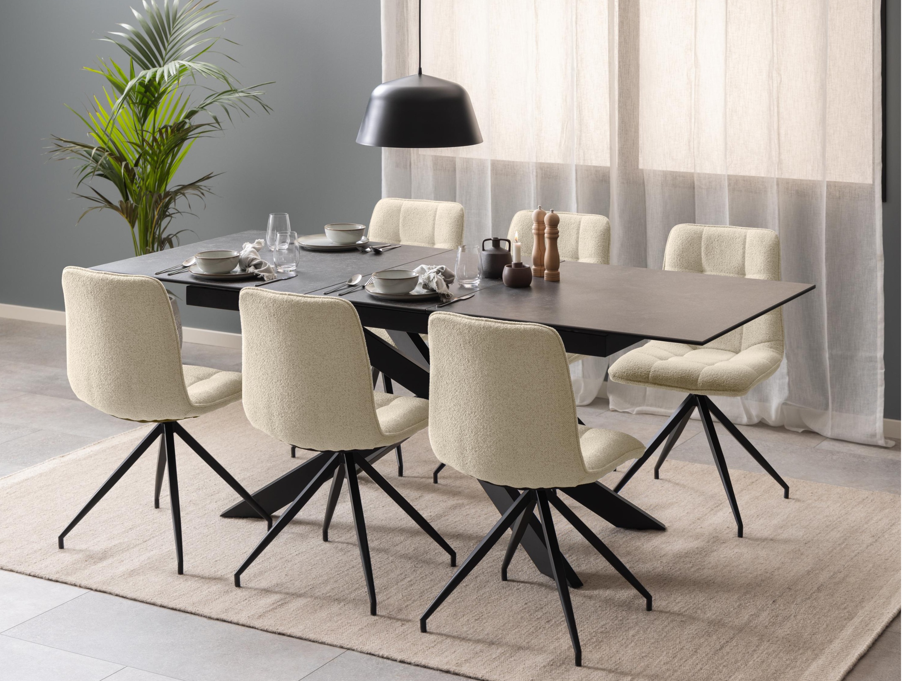 Table Norsica 685 (Black)