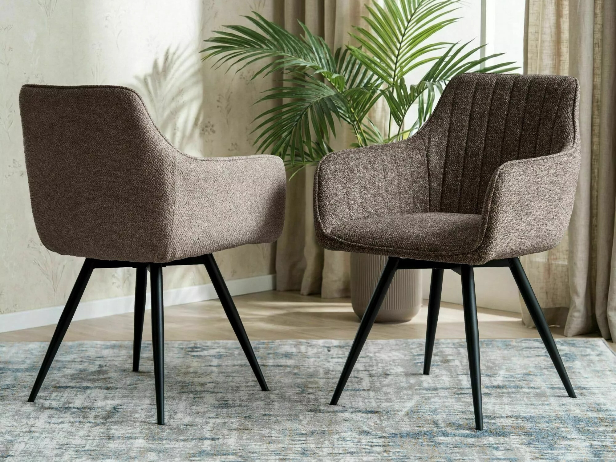 Chair Detroit 289 (Leo 32)