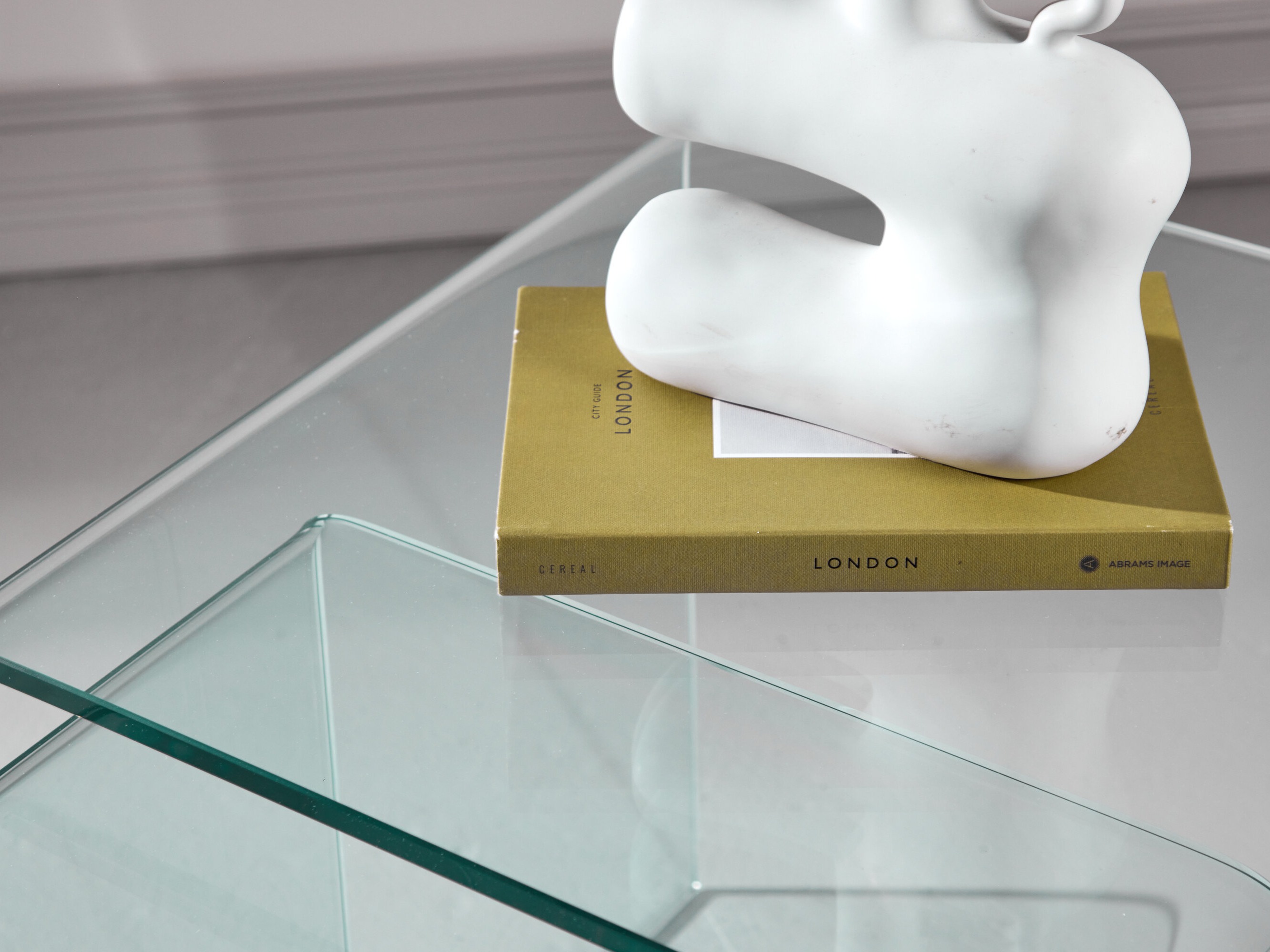 Nest of side tables Dallas 4961