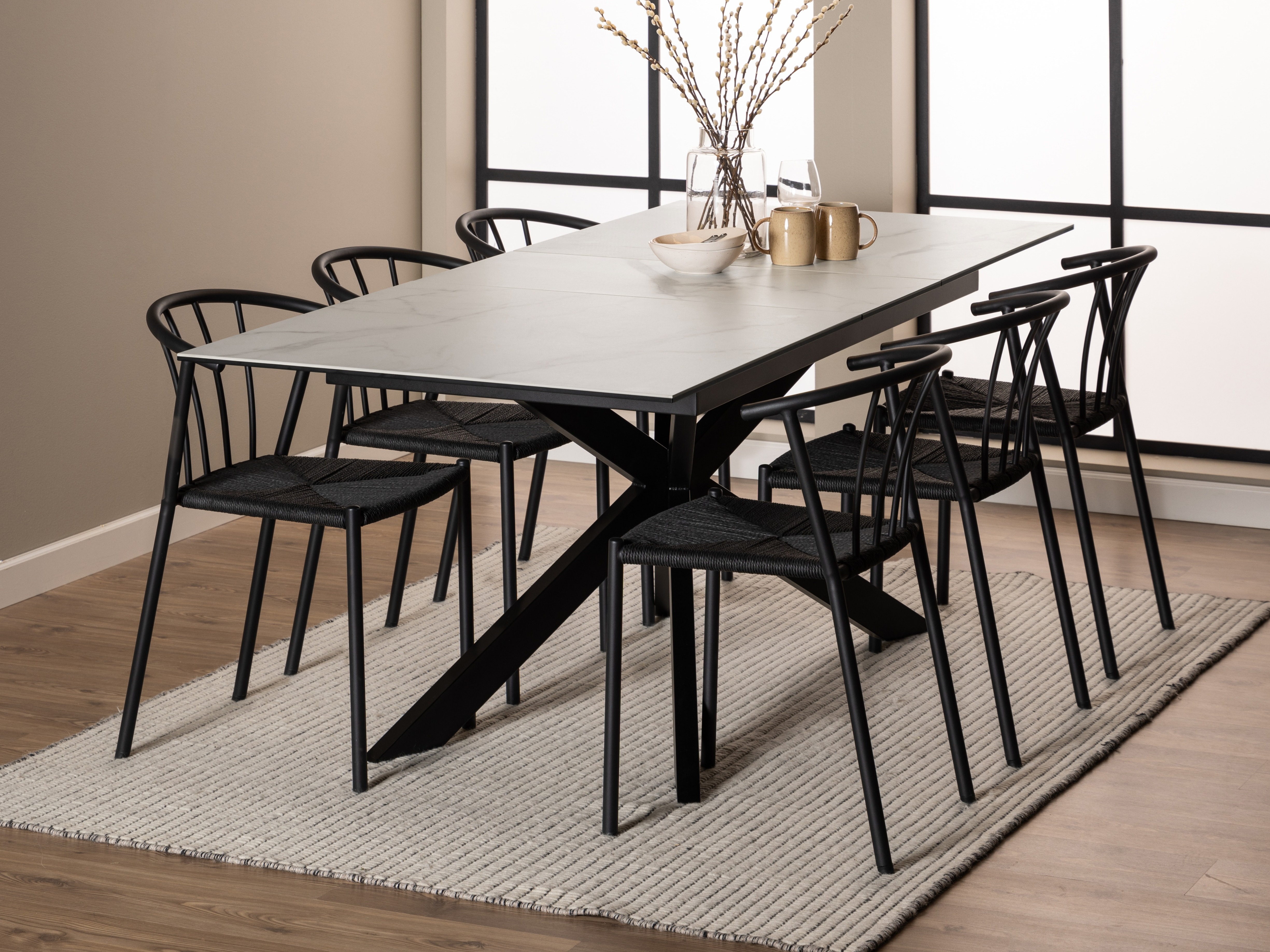 Table Norsica 685 (White marble + Black)