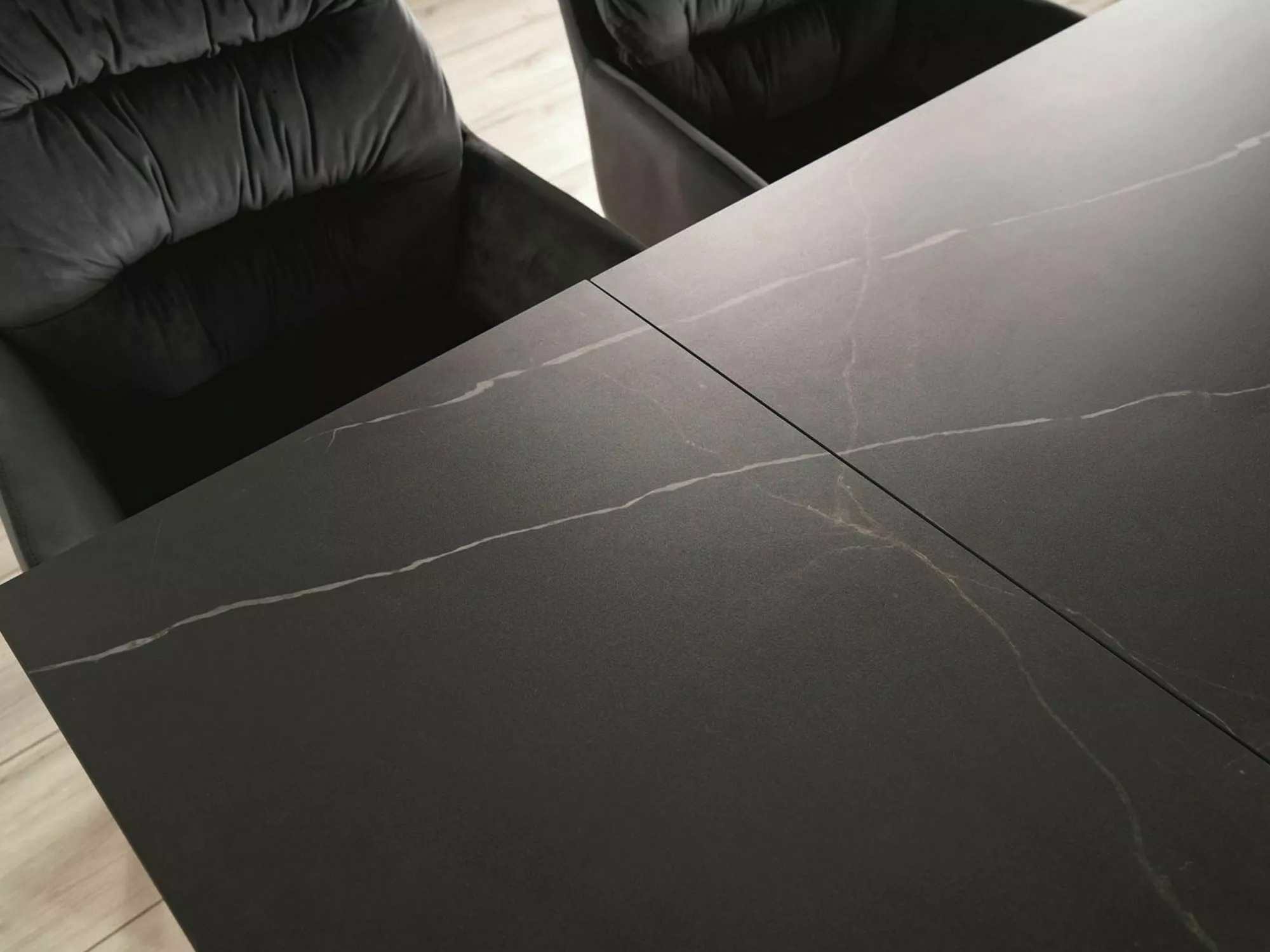 Table Detroit 978 (Black)