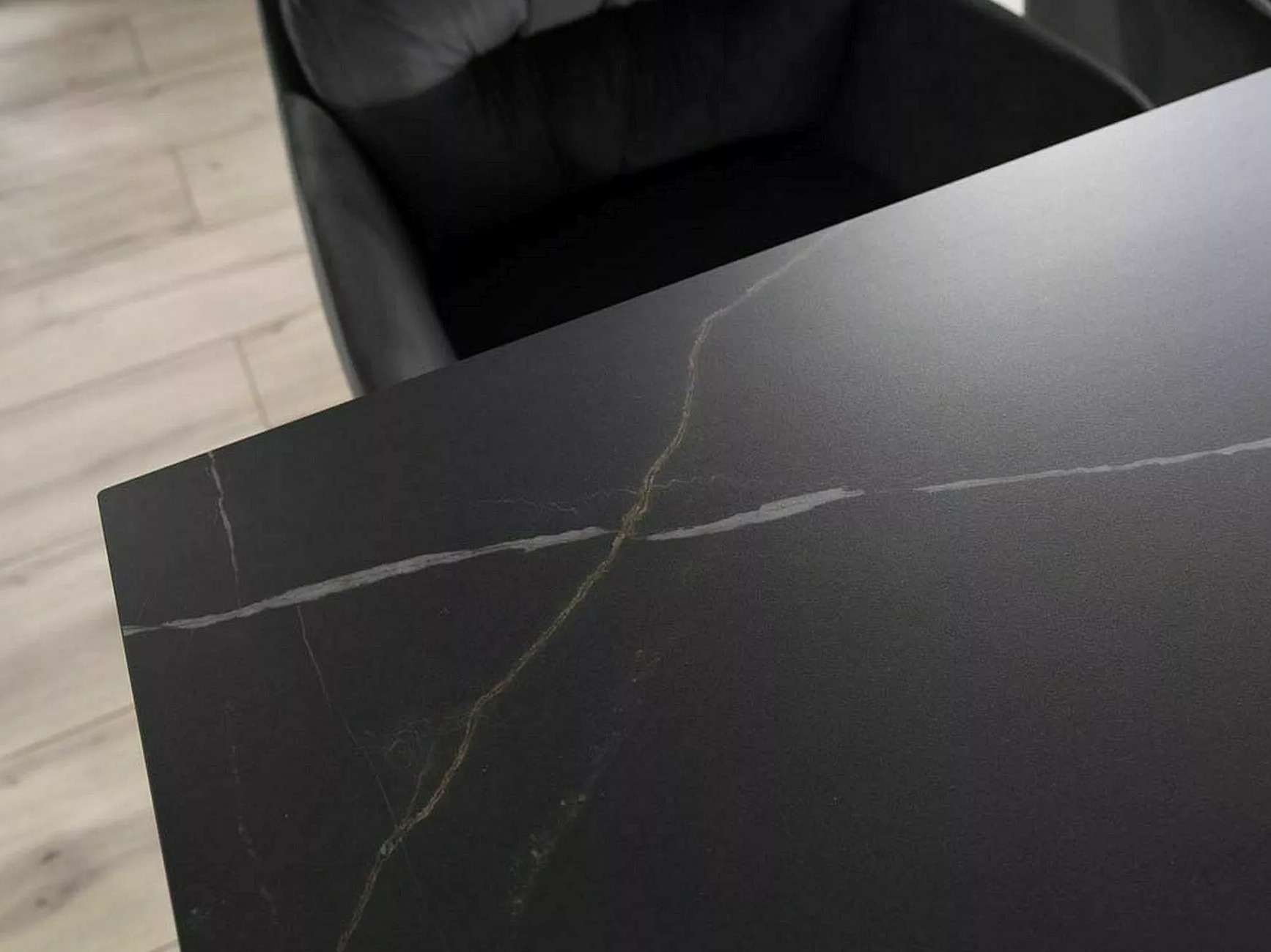 Table Detroit 994 (Black marble)