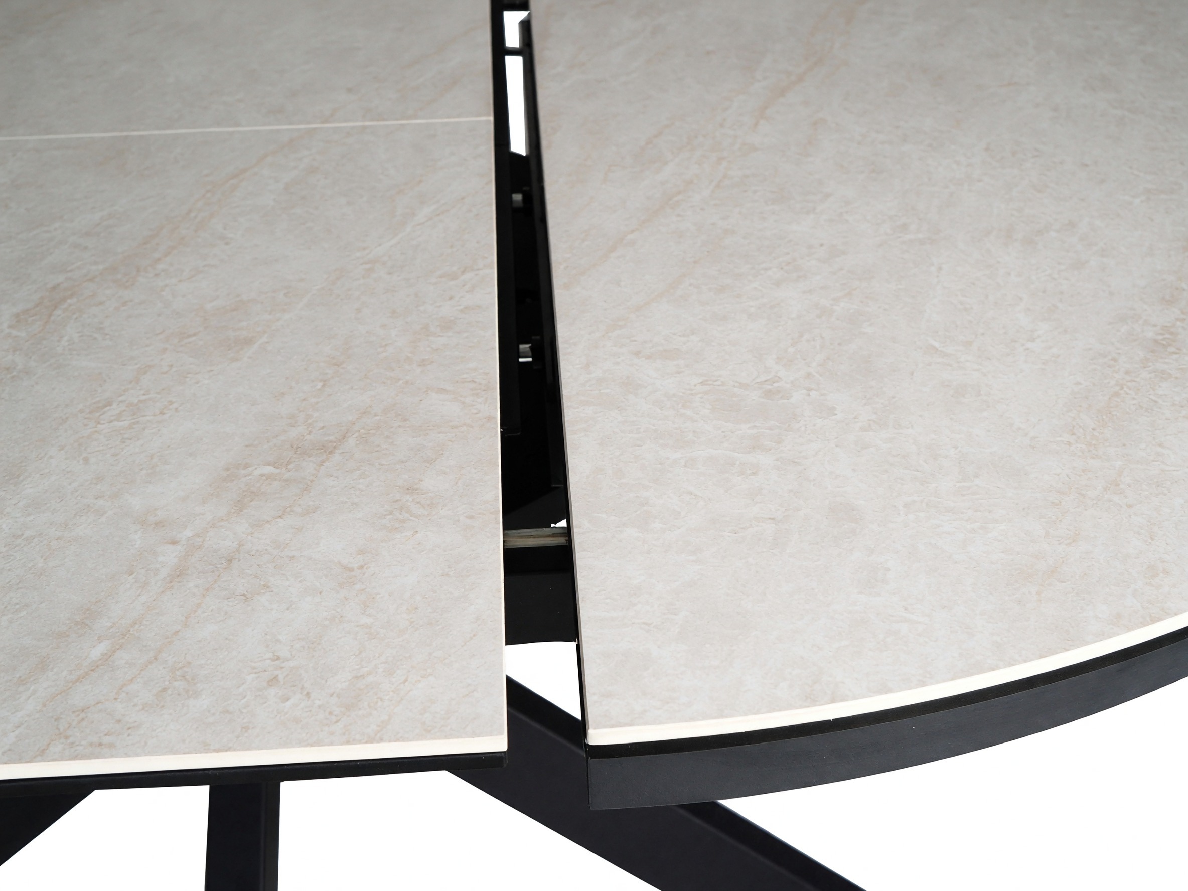 Table Detroit 998 (Black + Beige)