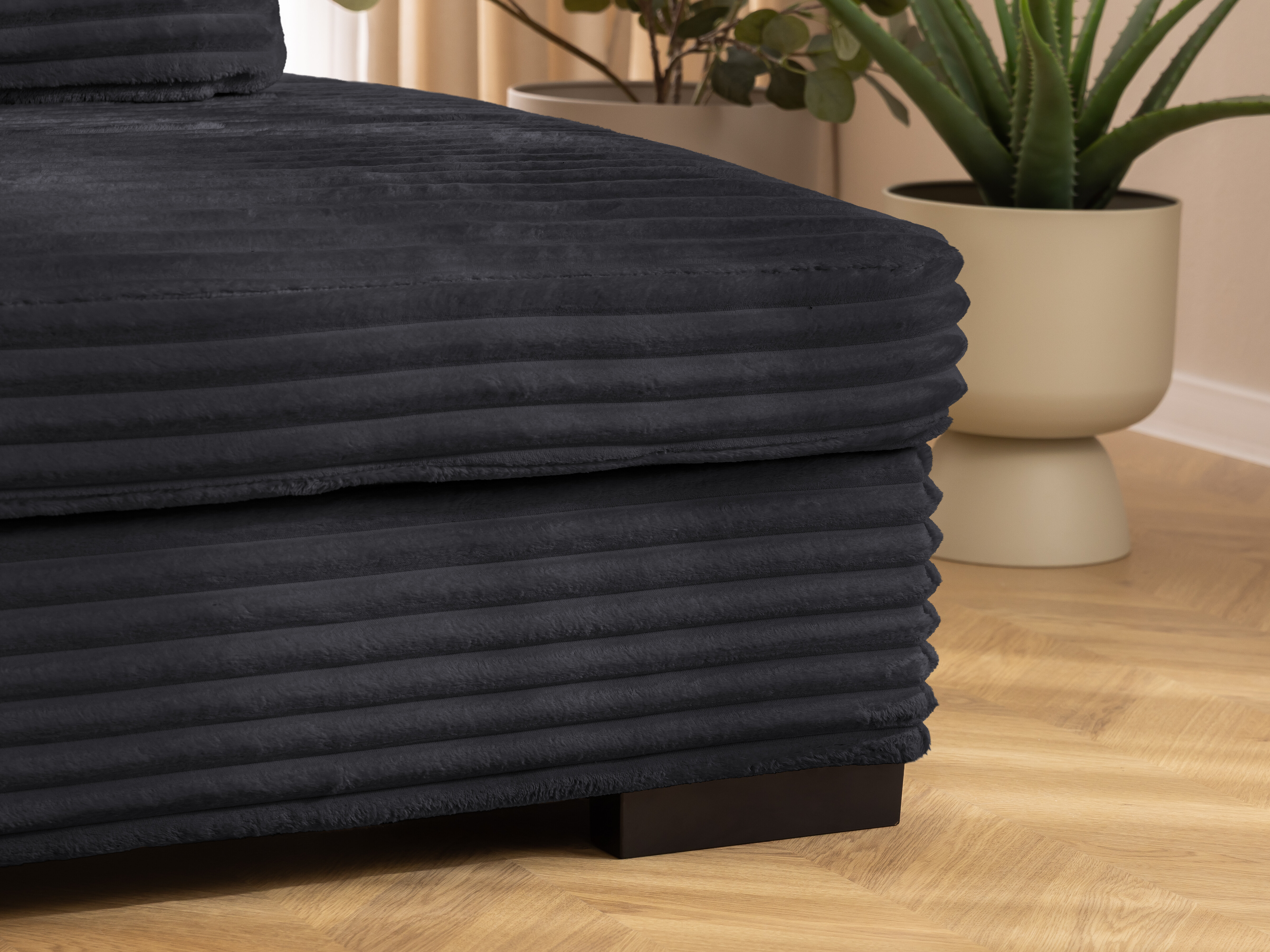 Corner sofa Rocklin 225 (Tilia 100)