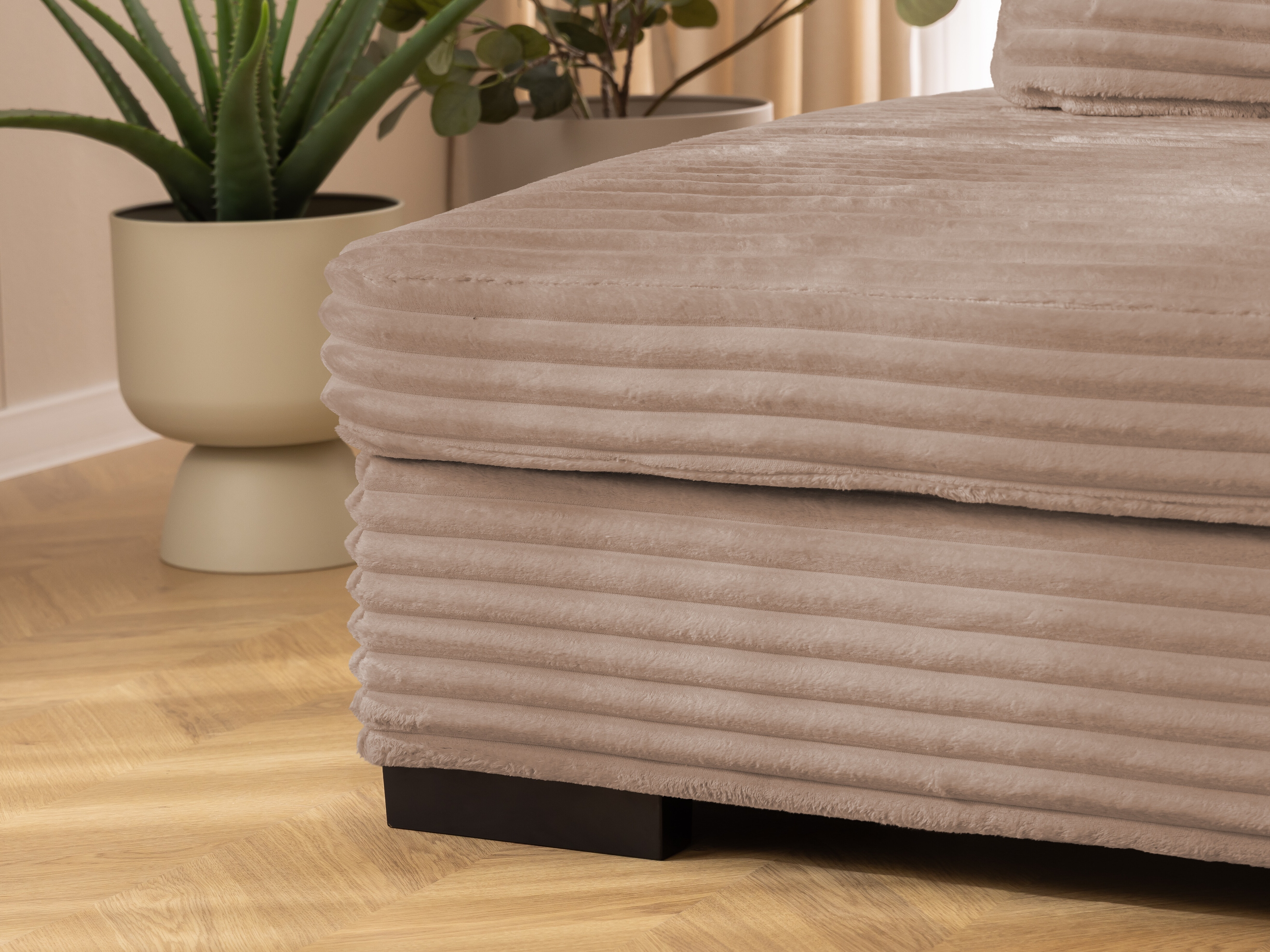 Corner sofa Rocklin 225 (Tilia 17)