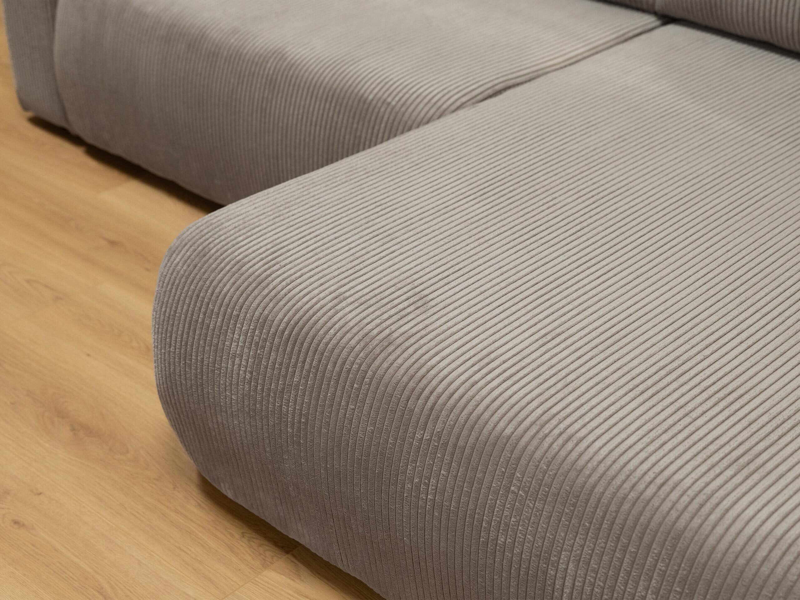 Corner sofa Luxum (Ambience 04)