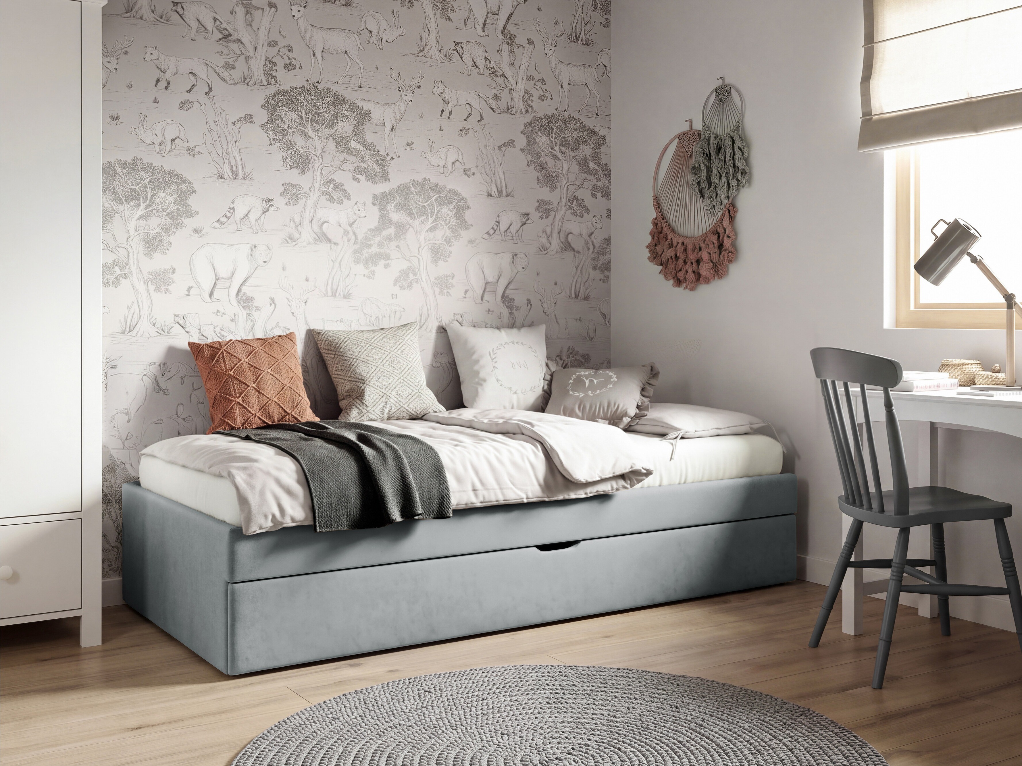 Bed Franklin 229 (Magic Velvet 2240)