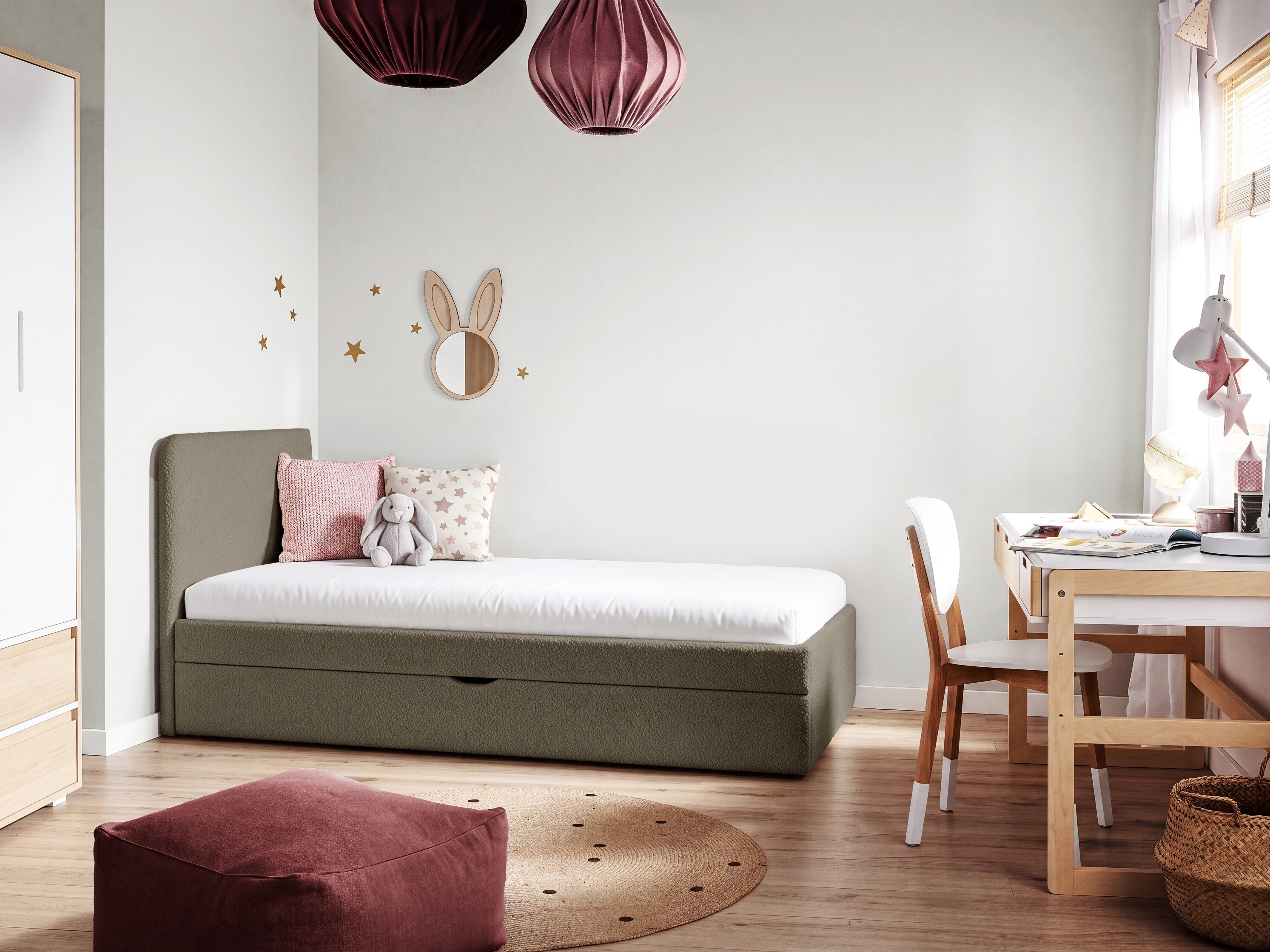 Bed Franklin 234 (Left)