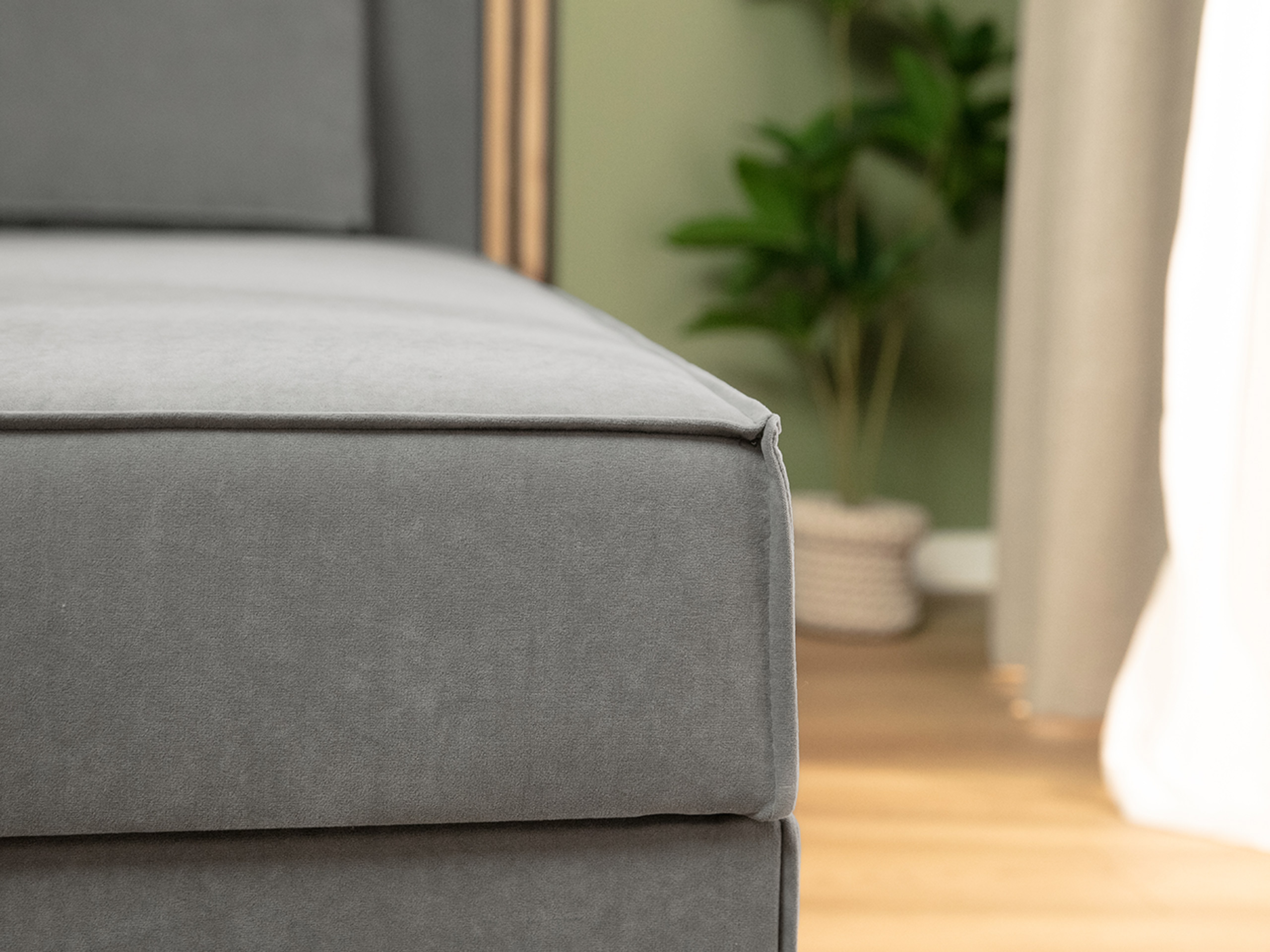 Bed Apium (Poso 110)